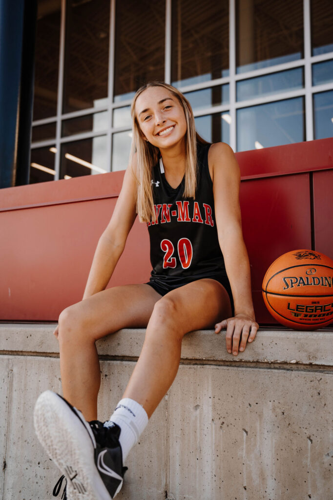 senior girl basketball player