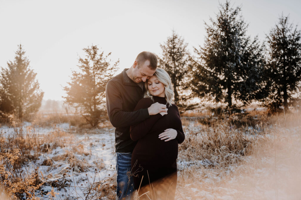 cuddly winter maternity photo